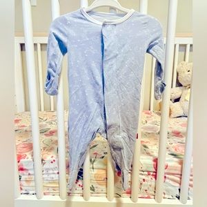 Magnetic 🧲 me modal stretchy nb magnet close pajama sleeper unisex baby footies